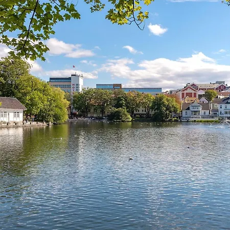 아파트 Charming Rooftop In Heart Of