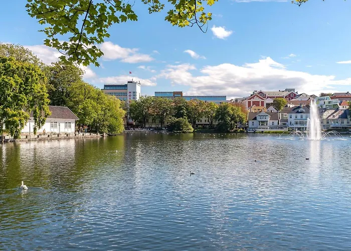Lägenhet Charming Rooftop In Heart Of